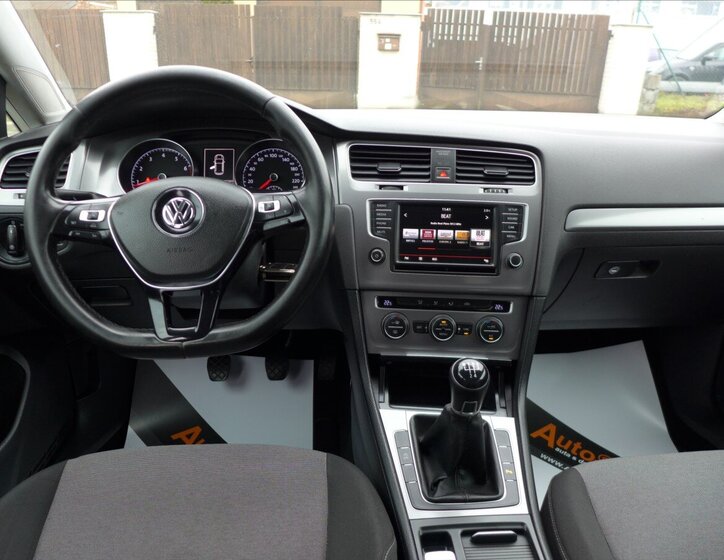 Volkswagen Golf Hatchback 1,2 l 63 kw