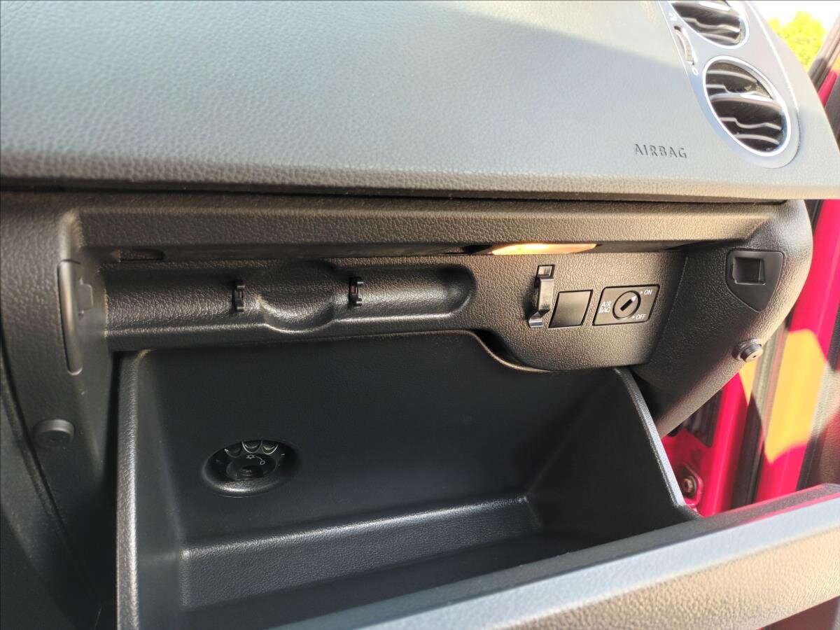 Volkswagen Golf Plus Kombi 1,6 l 66 kw