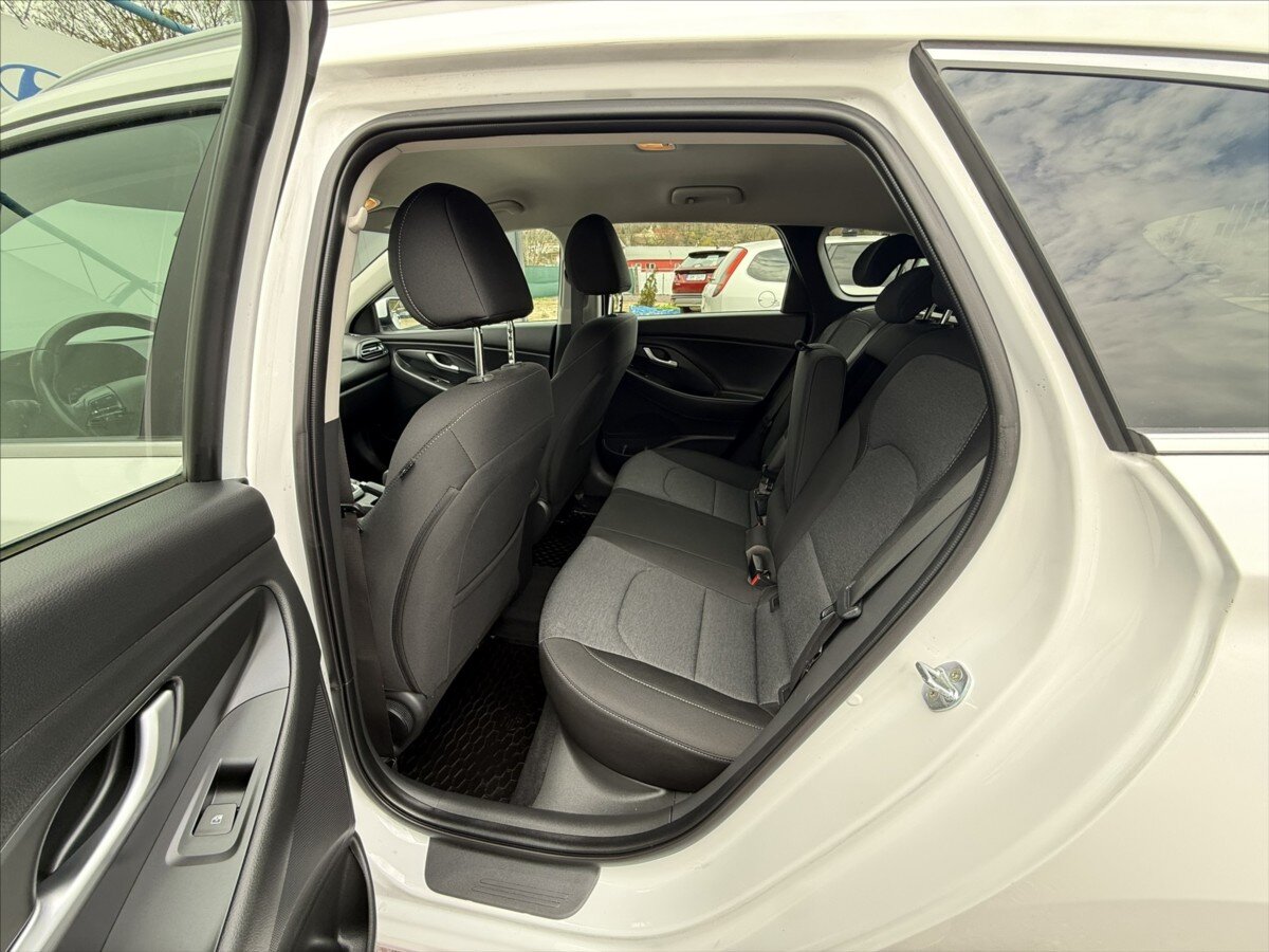 Hyundai i30 Kombi 1,5 l 118 kw