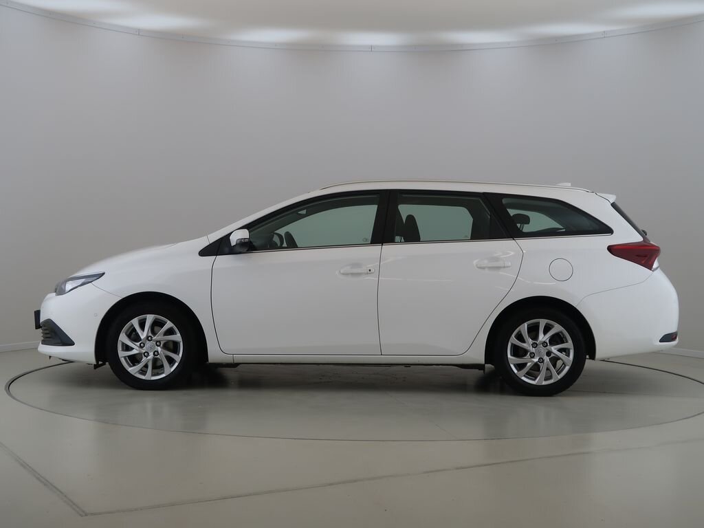 Toyota Auris Kombi 1,6 l 97 kw