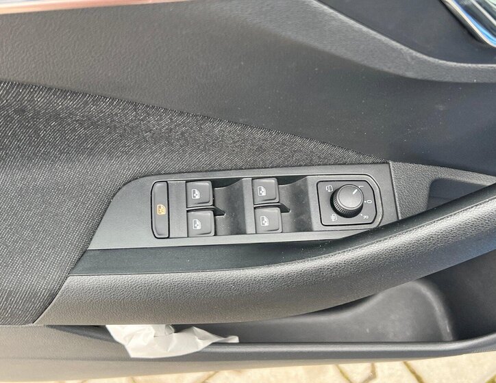 Škoda Scala Hatchback 1,0 l 85 kw