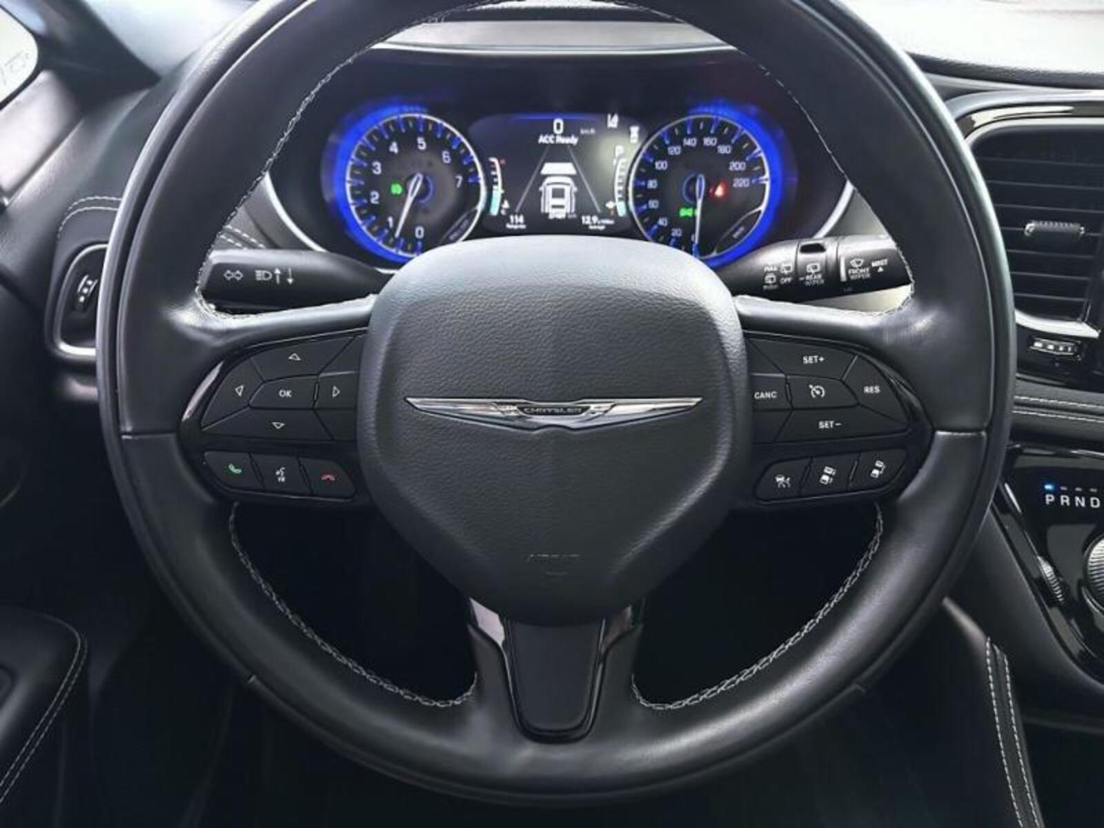 Chrysler Pacifica 23