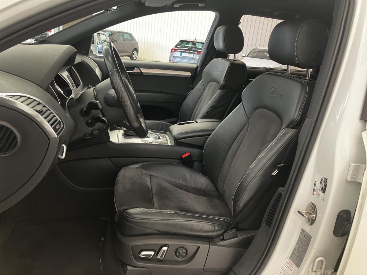 Audi Q7 SUV / Terénní 3,0 l 180 kw