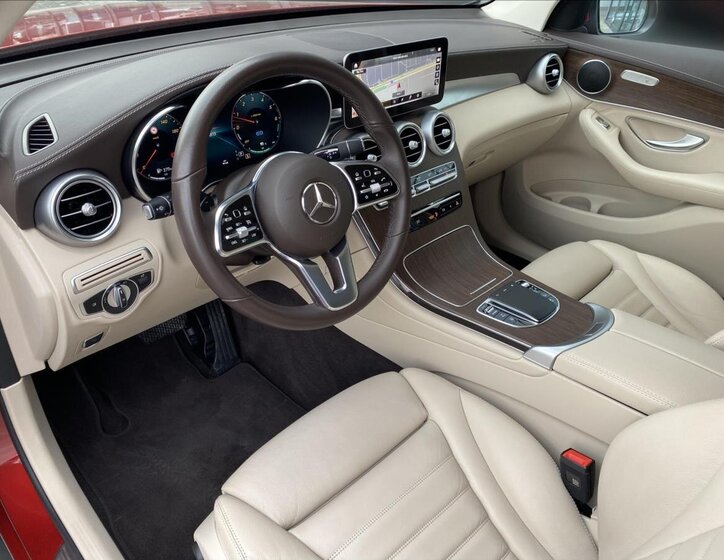 Mercedes-Benz GLC SUV 2,0 l 143 kw