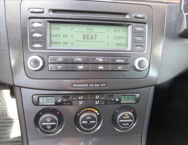 Volkswagen Passat Kombi 2,0 l 103 kw