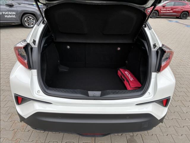 Toyota C-HR SUV 1,2 l 85 kw