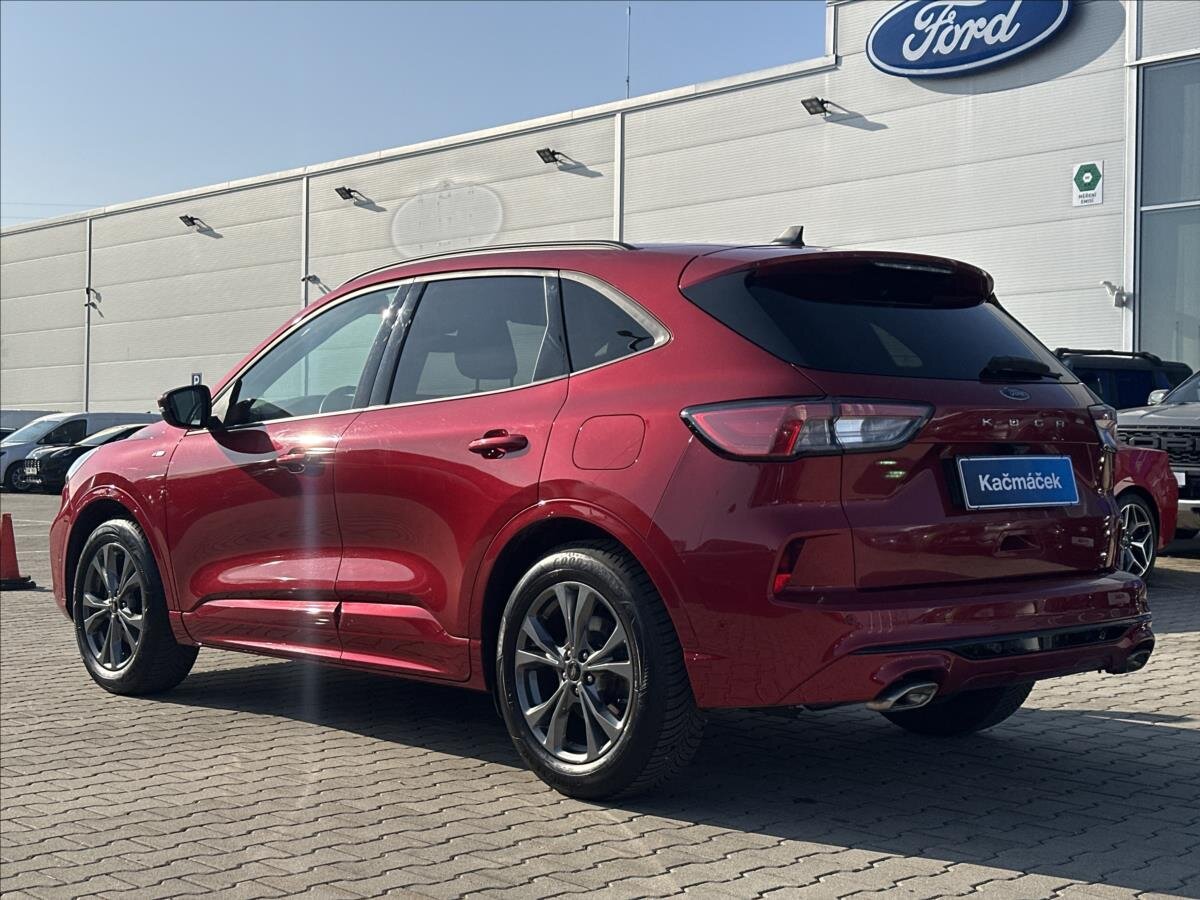 Ford Kuga SUV / Terénní 1,5 l 110 kw