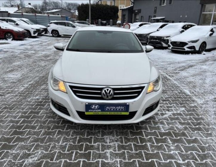 Volkswagen Passat CC Sedan 1,8 l 118 kw