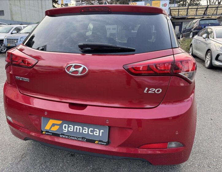 Hyundai i20 11