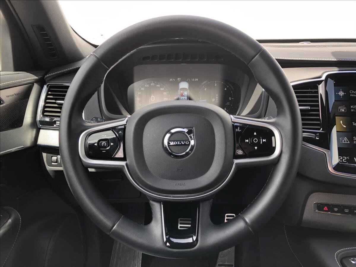 Volvo XC90 SUV / Terénní 2,0 l 173 kw