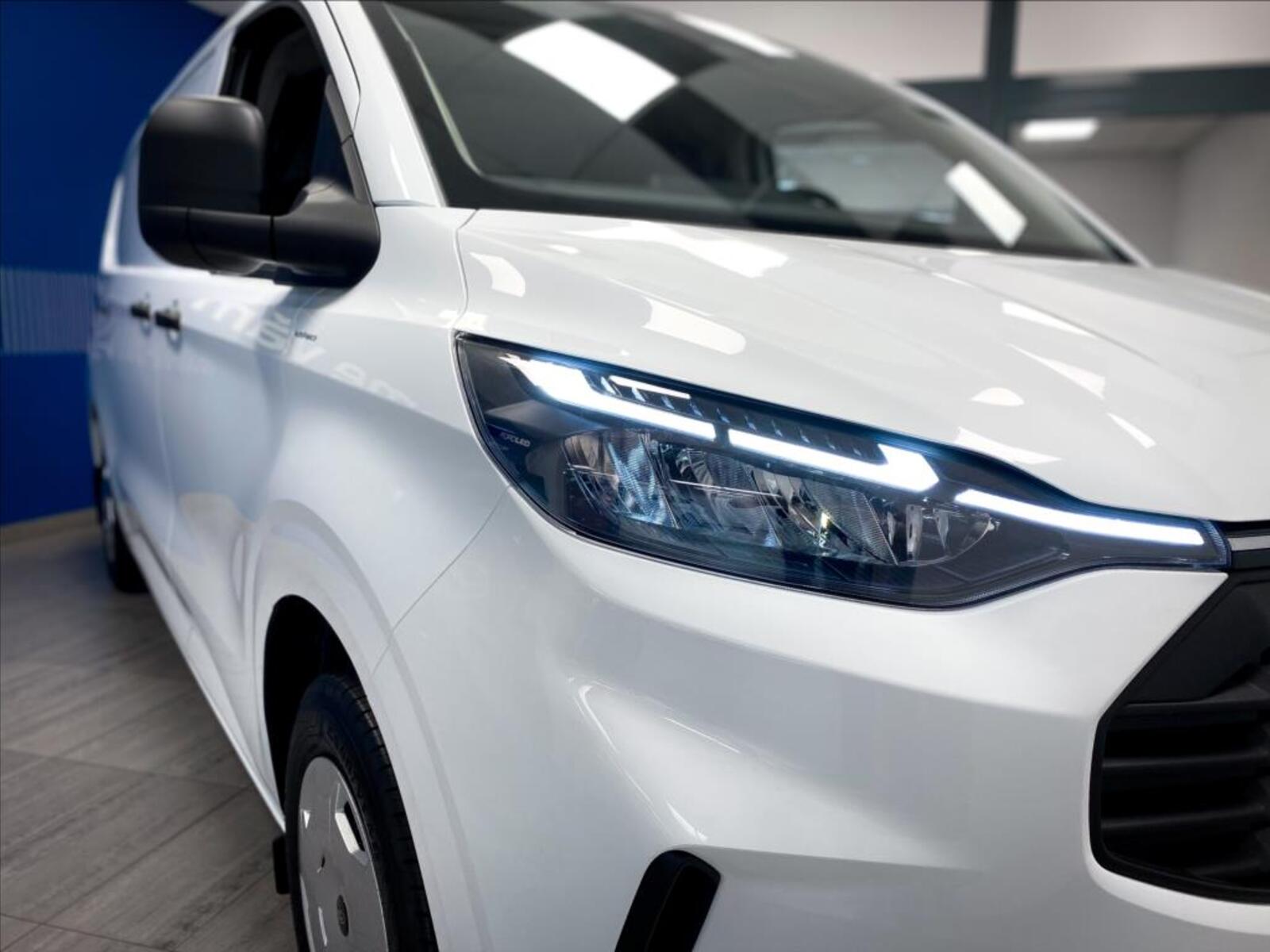 Ford Transit Custom 14