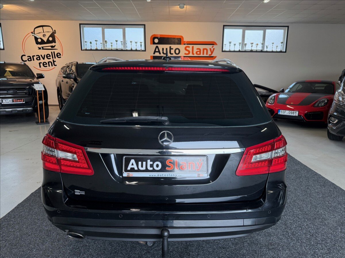 Mercedes-Benz Třídy E Kombi 2,1 l 100 kw