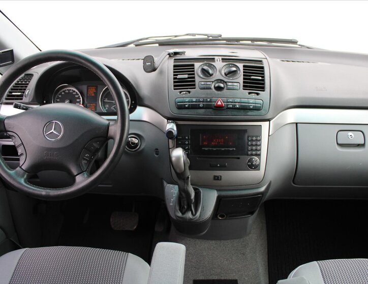 Mercedes-Benz Viano Kombi 2,1 l 110 kw
