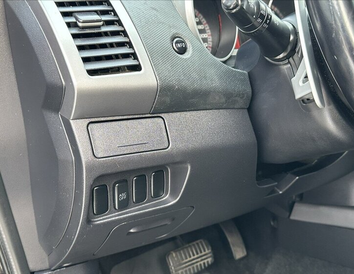 Mitsubishi Outlander 28