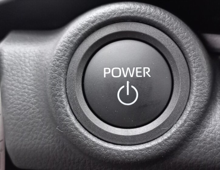 Toyota C-HR CUV / Crossover 1,8 l 72 kw