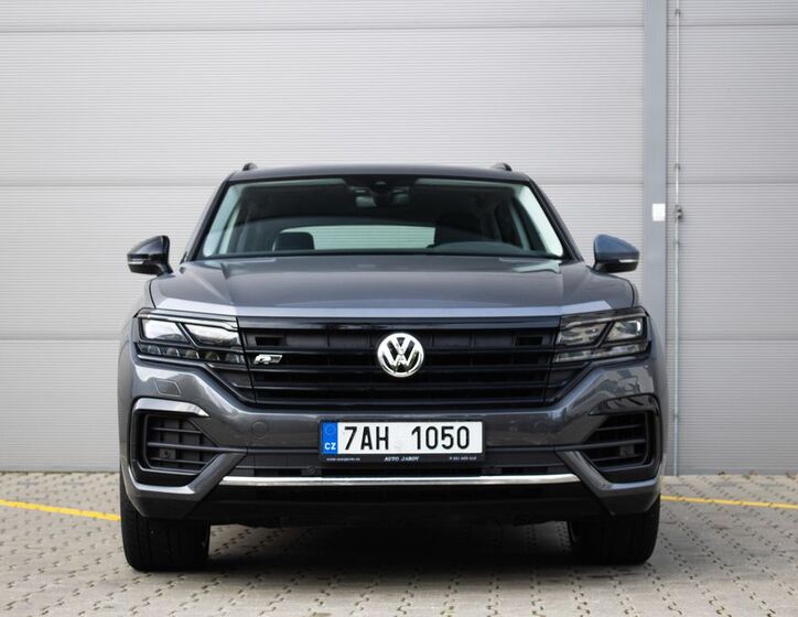 Volkswagen Touareg 2