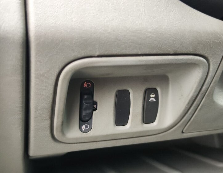 Renault Trafic VAN / Minibus 2,0 l 84 kw