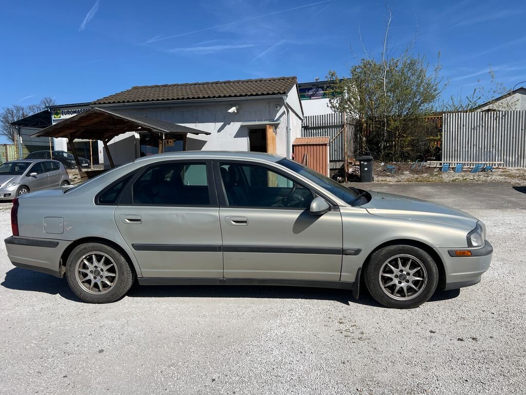 Volvo S80 Sedan / Limuzína 2,5 l 103 kw