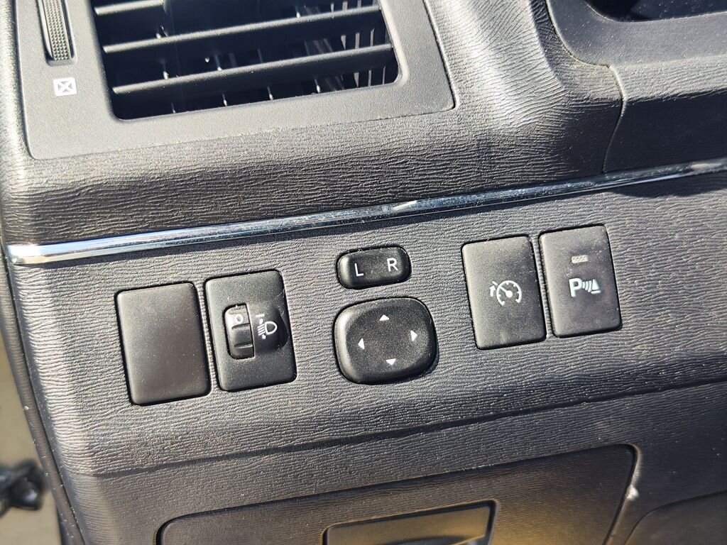 Toyota Avensis Kombi 2,0 l 93 kw