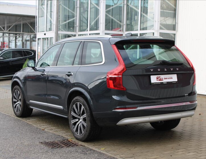 Volvo XC90 4