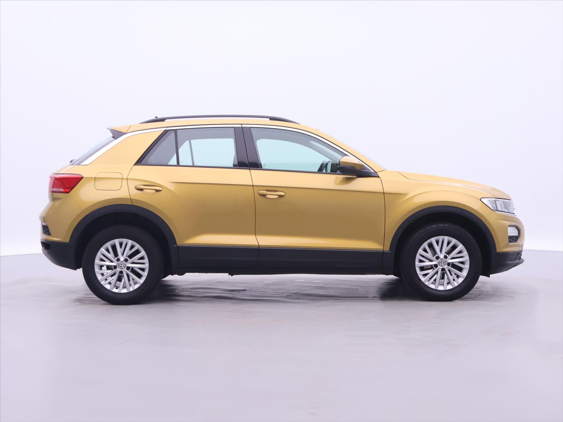 Volkswagen T-Roc SUV / Terénní 999,0 85 kw