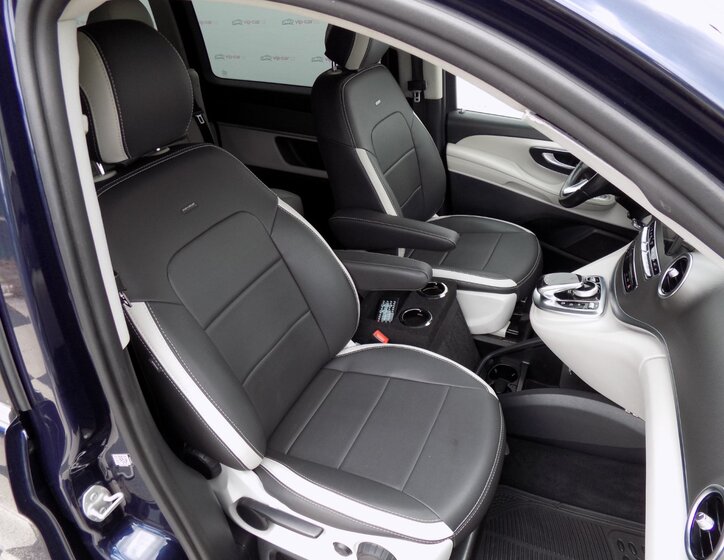 Mercedes-Benz Třídy V 17