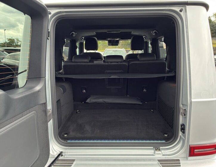 Mercedes-Benz Třídy G SUV / Terénní 0,0 432 kw