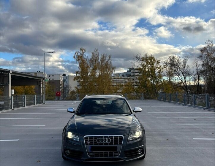 Audi S4 Kombi 0,0 245 kw