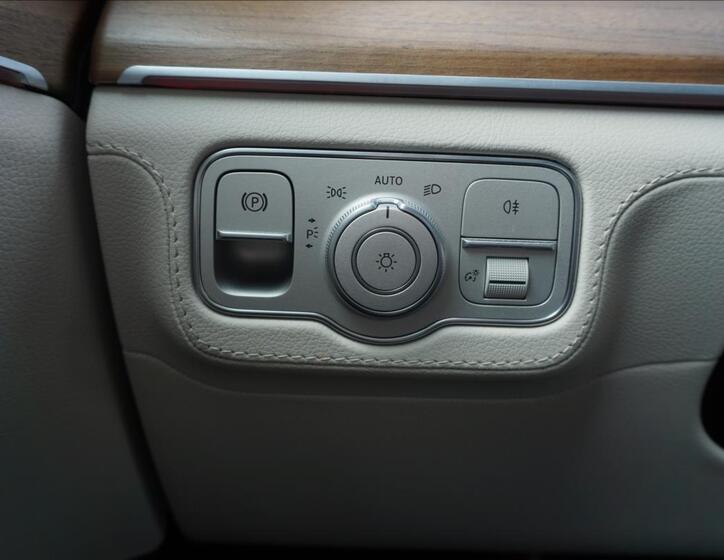 Mercedes-Benz GLS 21