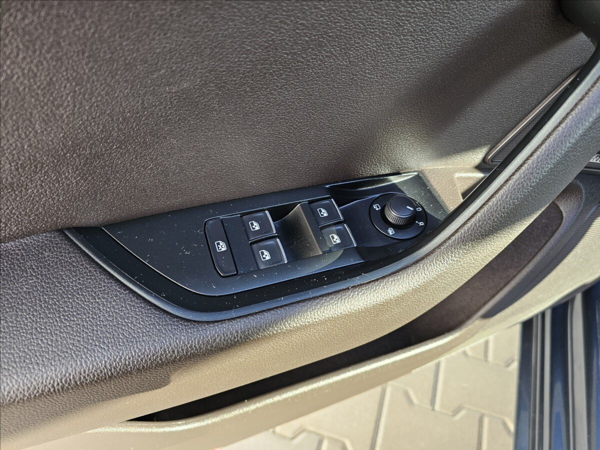 Škoda Superb Kombi 2,0 l 140 kw