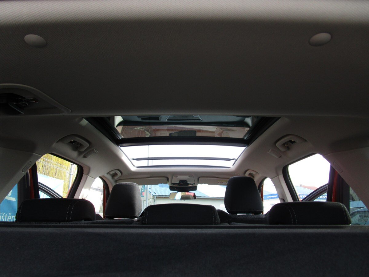 BMW X1 Kombi 1,5 l 110 kw