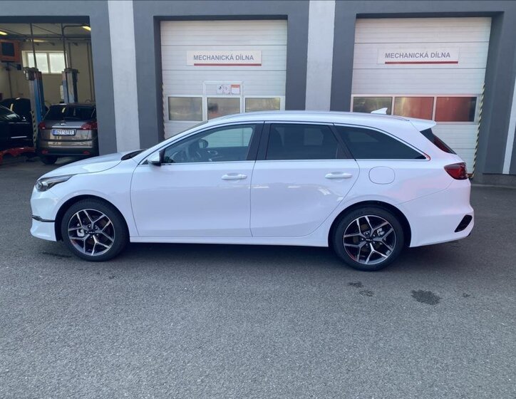 KIA Ceed Kombi 1,5 l 103 kw