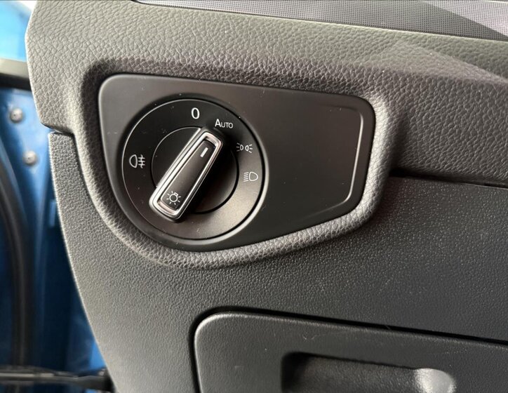 Volkswagen Touran Kombi 1,5 l 110 kw