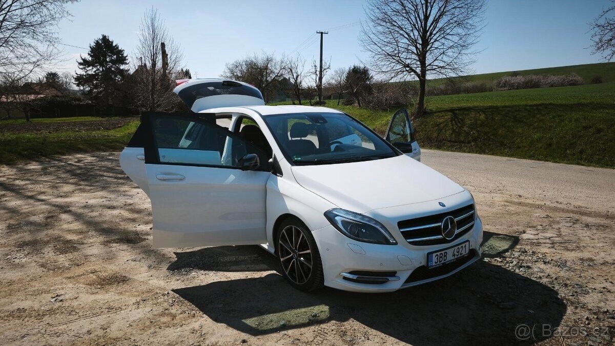 Mercedes-Benz AMG One SUV / Terénní 0,0 125 kw