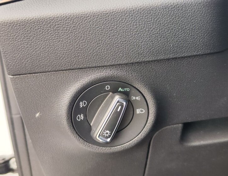 Škoda Karoq SUV 2,0 l 110 kw