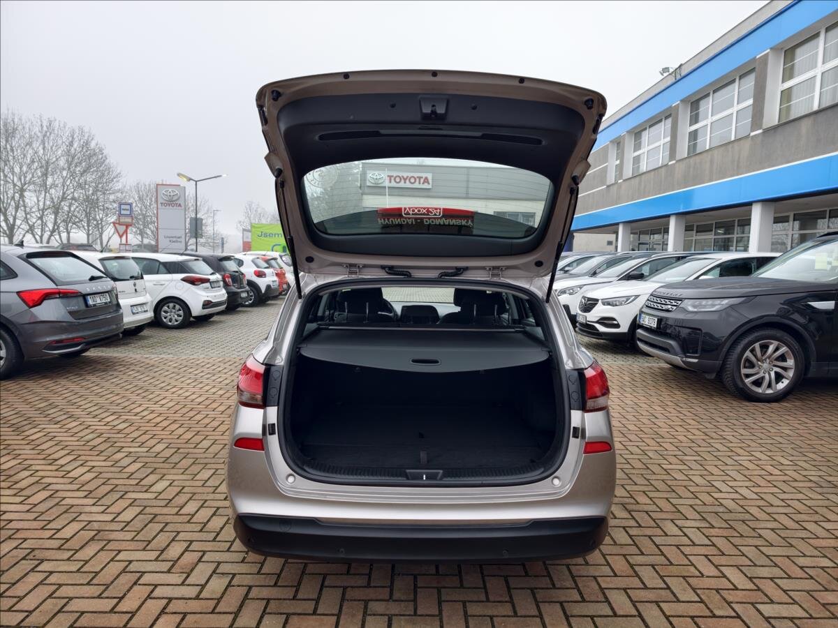 Hyundai i30 Kombi 998,0 88 kw
