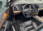 Volvo XC90 SUV / Terénní 2,0 l 173 kw