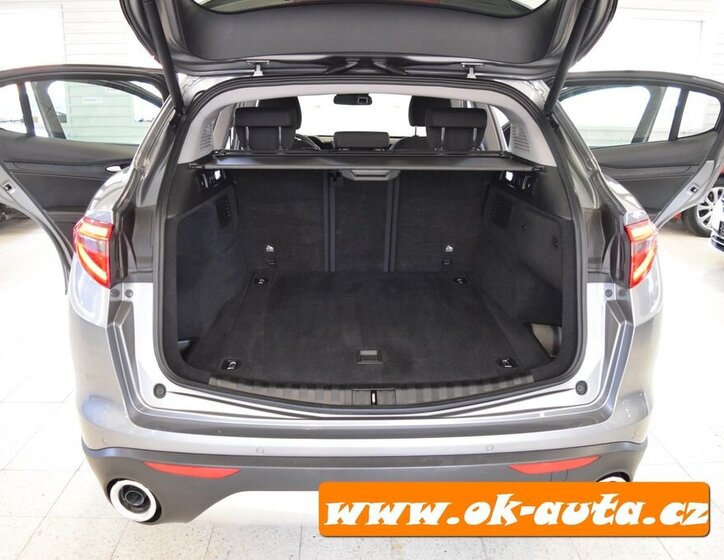Alfa Romeo Stelvio SUV 0,0 150 kw