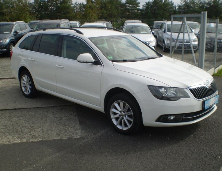 Škoda Superb 3