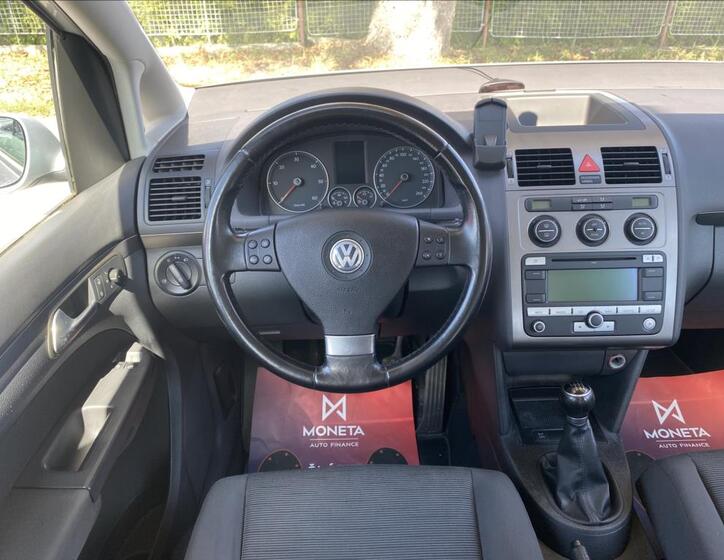 Volkswagen Touran 17