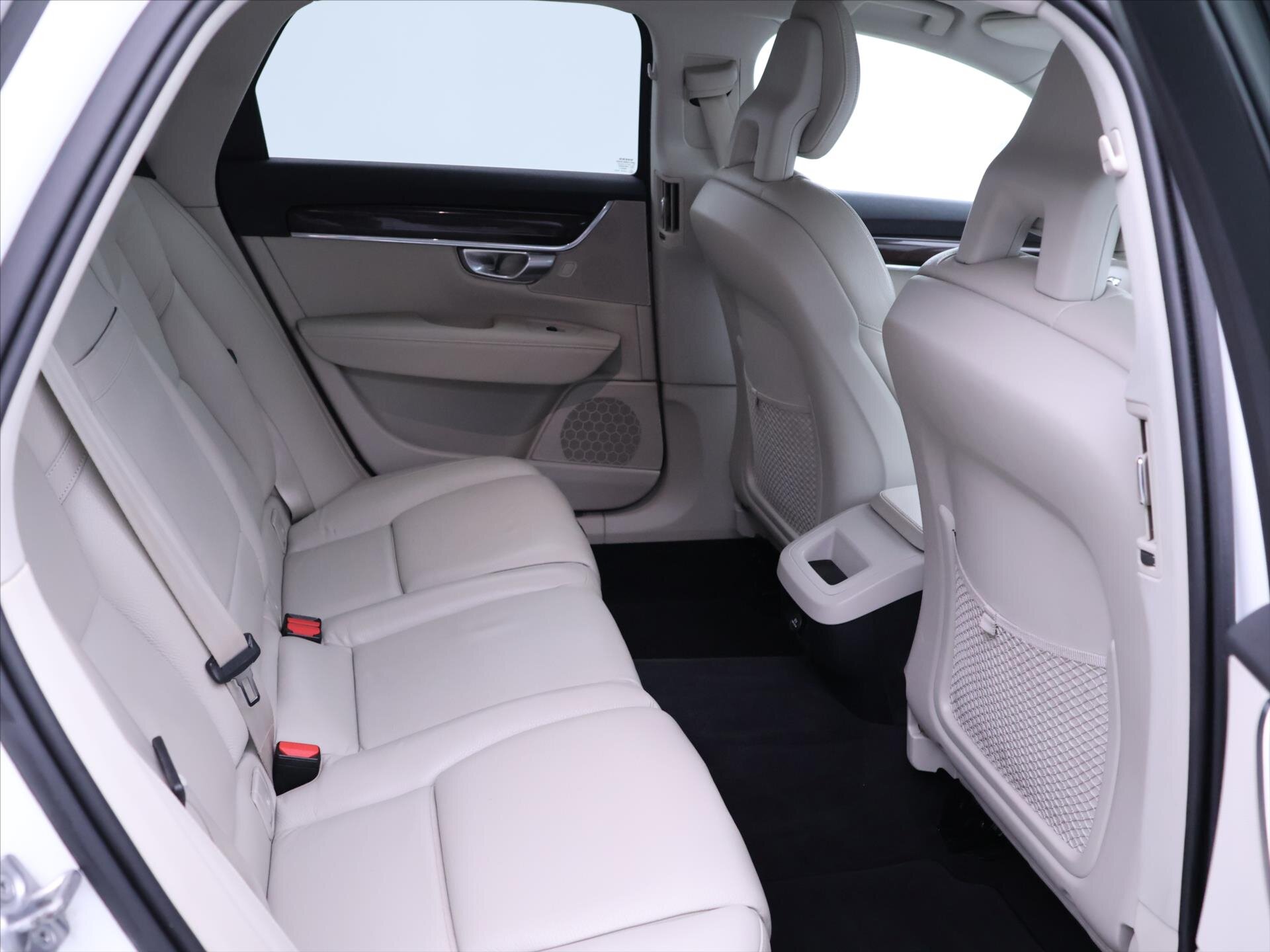 Volvo V90 Kombi 2,0 l 140 kw