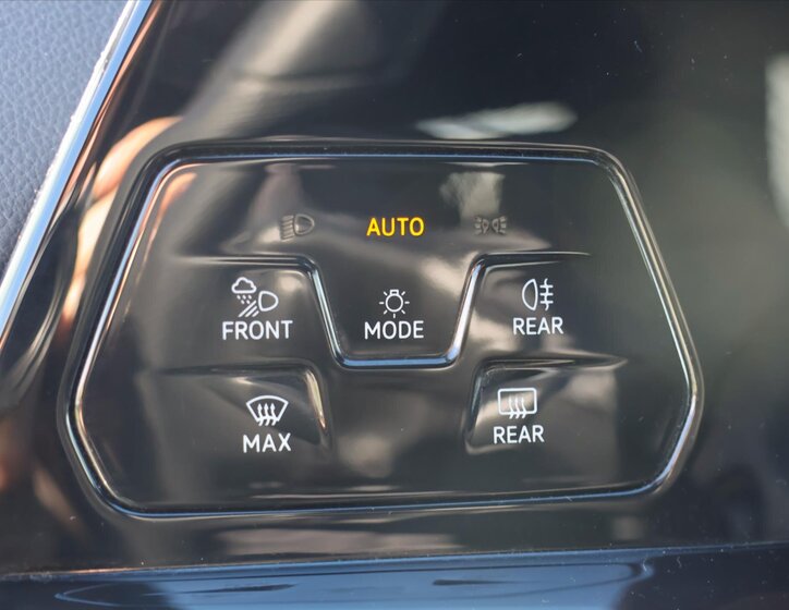 Volkswagen Golf Kombi 2,0 l 110 kw