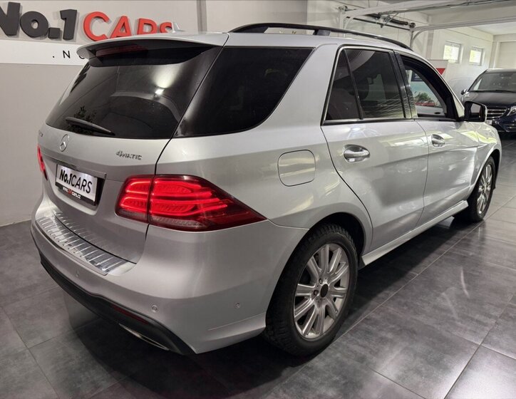 Mercedes-Benz GLE SUV / Terénní 4,7 l 335 kw