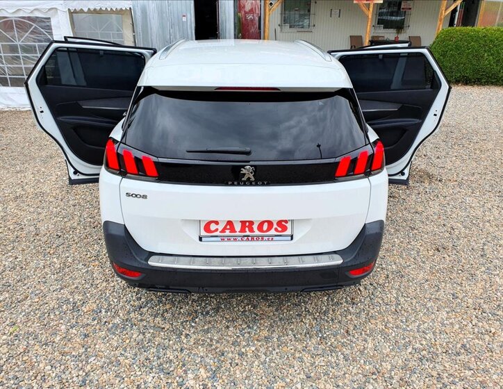Peugeot 5008 SUV 2,0 l 110 kw