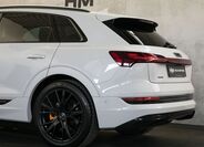 Audi e-tron 6