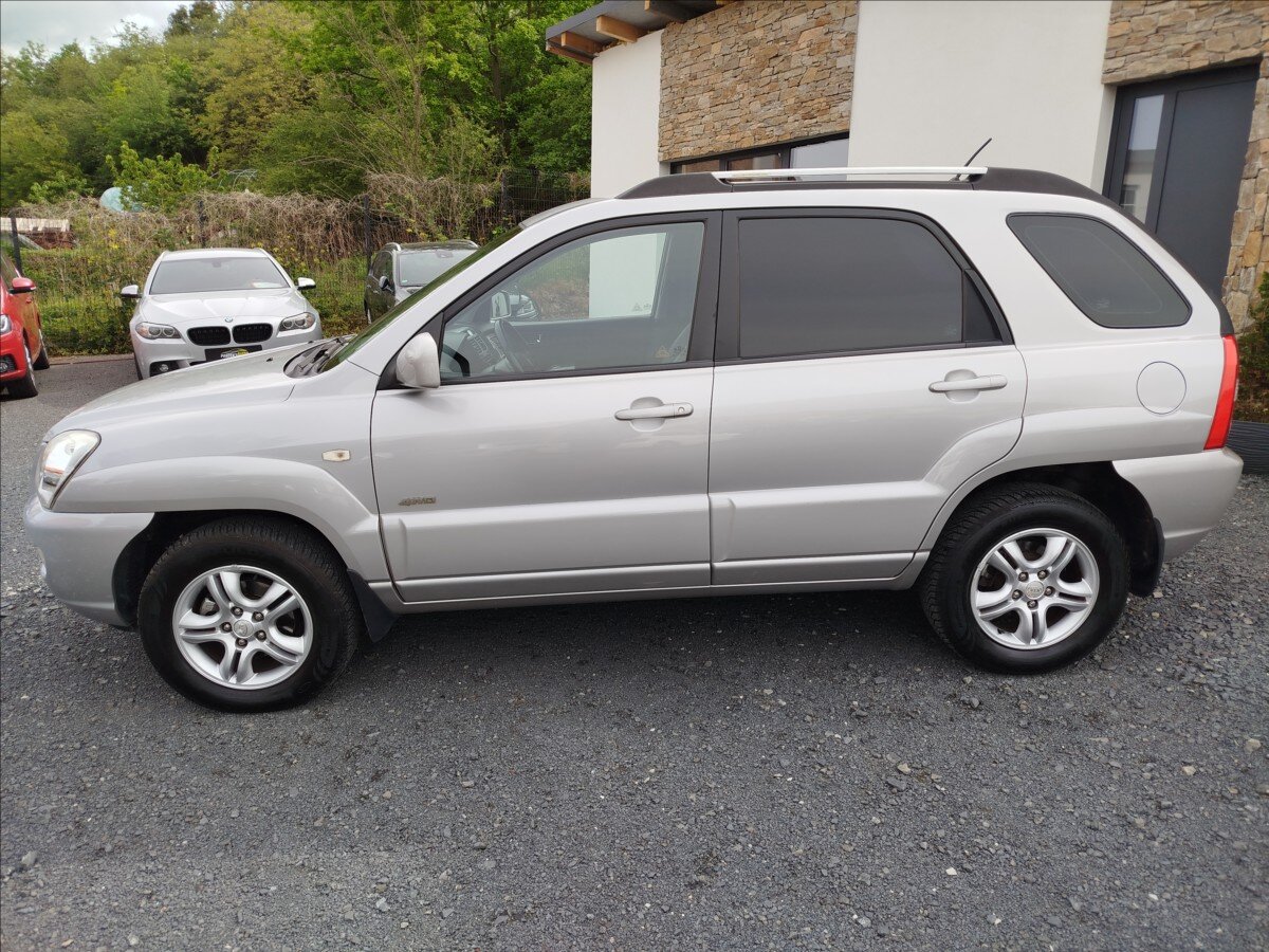 KIA Sportage SUV / Terénní 2,0 l 103 kw