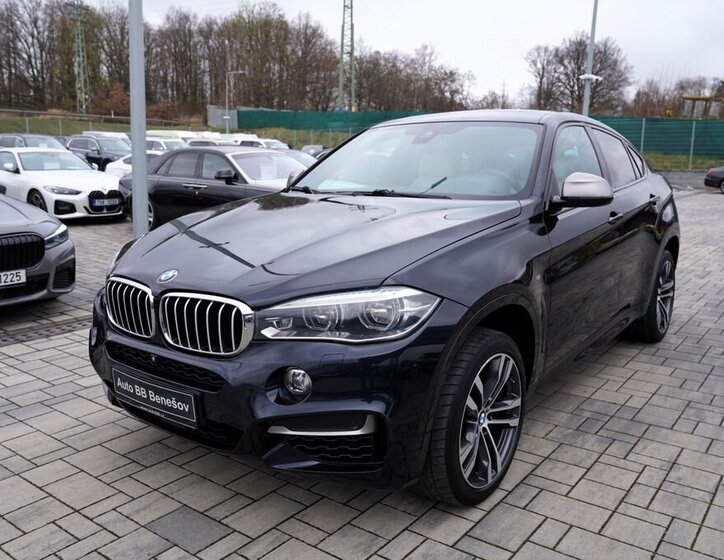 BMW X6 SUV / Terénní 3,0 l 280 kw
