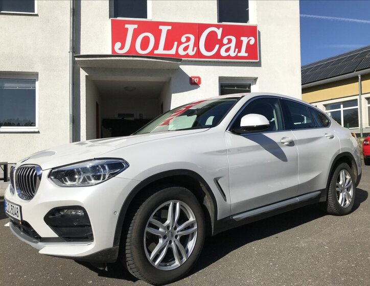 BMW X4 SUV / Terénní 2,0 l 140 kw