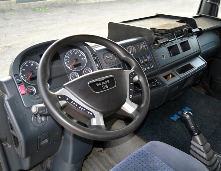 MAN Ostatní 17