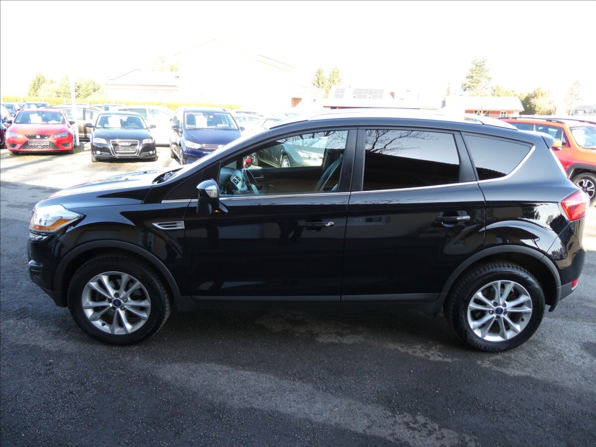 Ford Kuga SUV / Terénní 2,0 l 103 kw